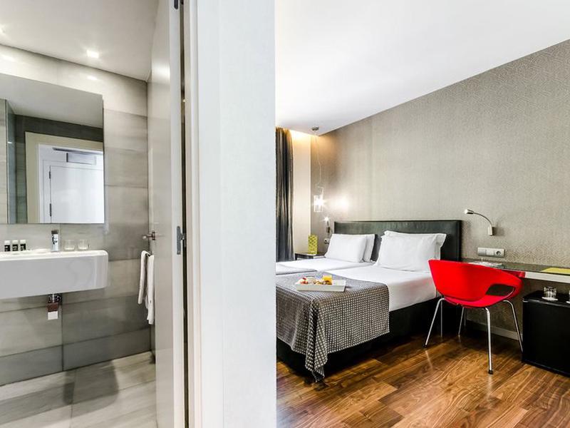 CFD78CB8A61B4D4E5E60014A5F0AB346