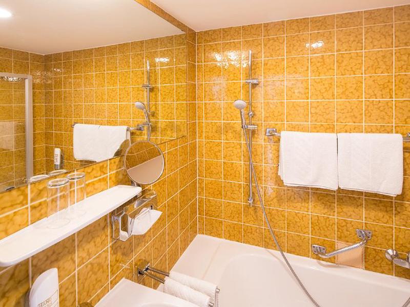 B48AD88624BCCC167F71E62DCD1A93ED