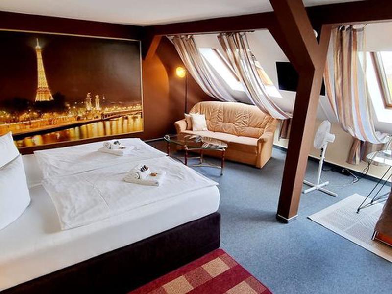 CD059708BF475A49CAC5CAED6D455FA8