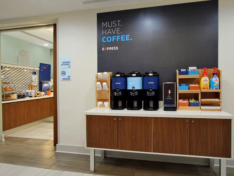 11076394B202F4F6465CCB33E67E5AFD