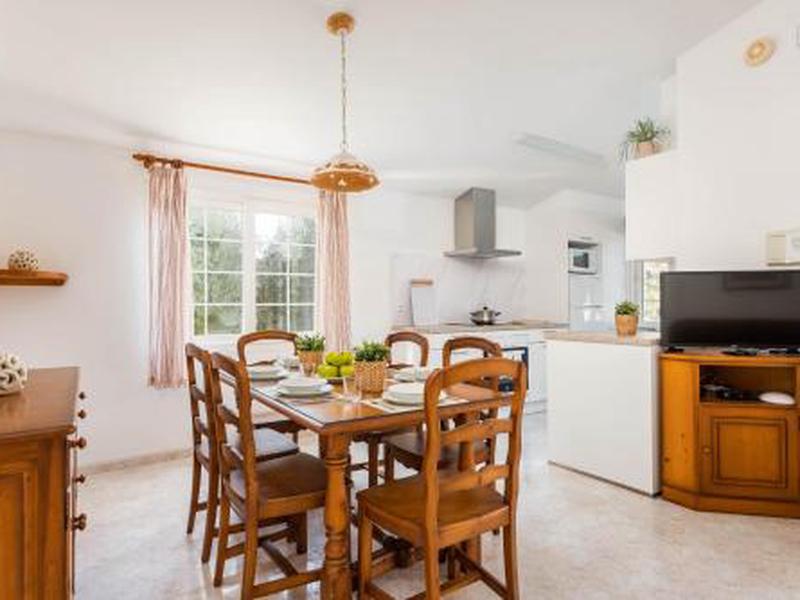 76B2AFF355B8149D28D77C9345CE2760