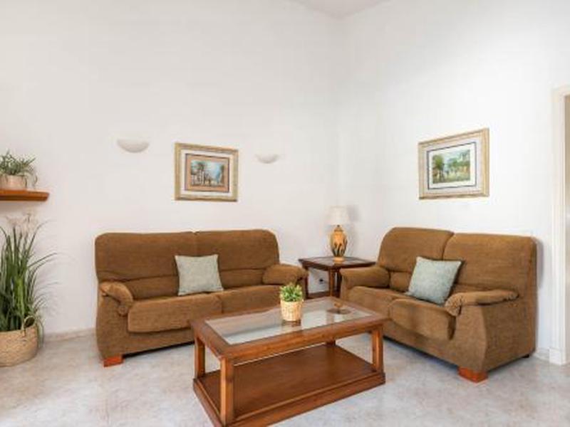 ACDF68EFD4465E5AC97D1C52BCCF675B