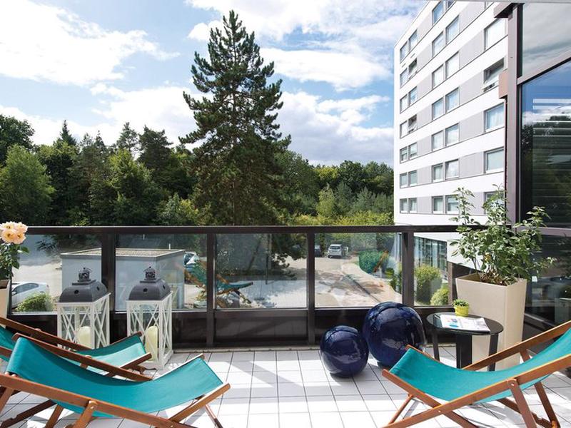 F46A6979419653027117FEFB2B8F6002