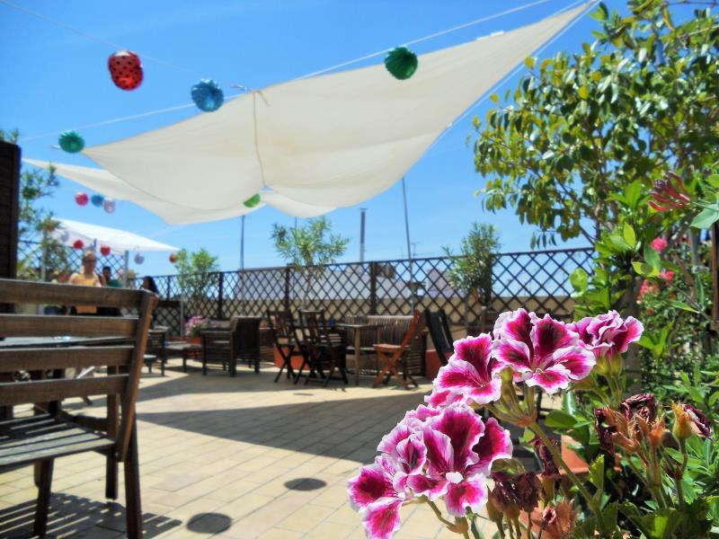 4BADBFAFECD9449F454CE4E42BF6B7AB