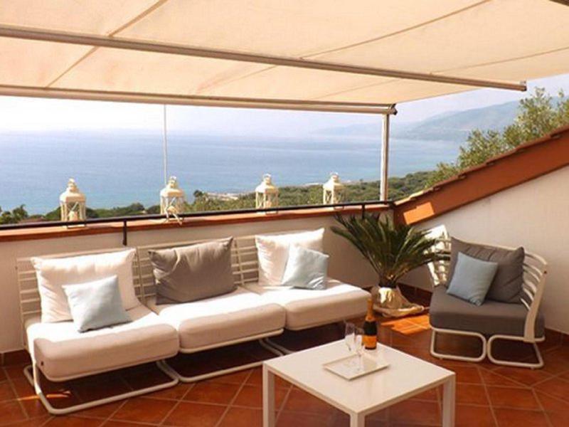 48E47EE297F95ED8859E90AA6AF83F5C