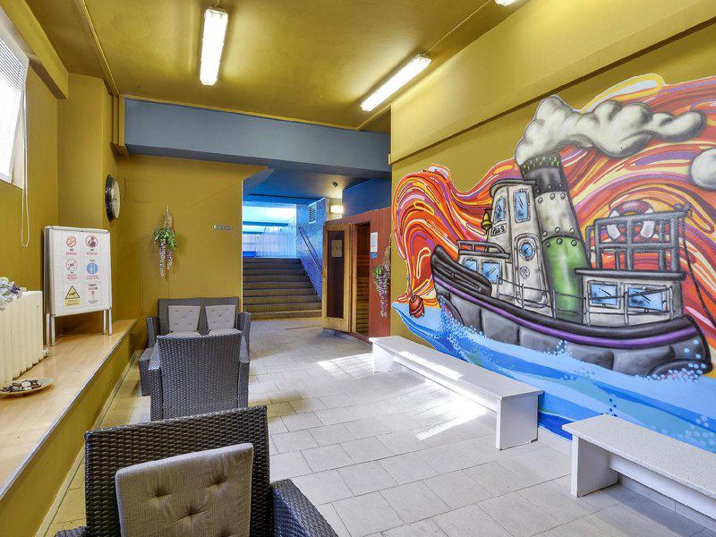 7CEF61549BE429A535F085D264596216