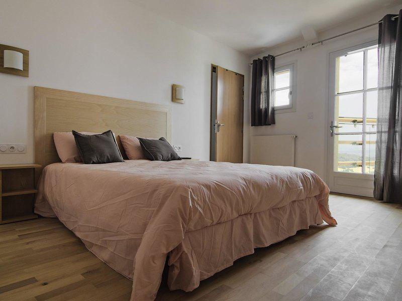 9FD460CE56ED13BF7A6C85F3A0235EE1