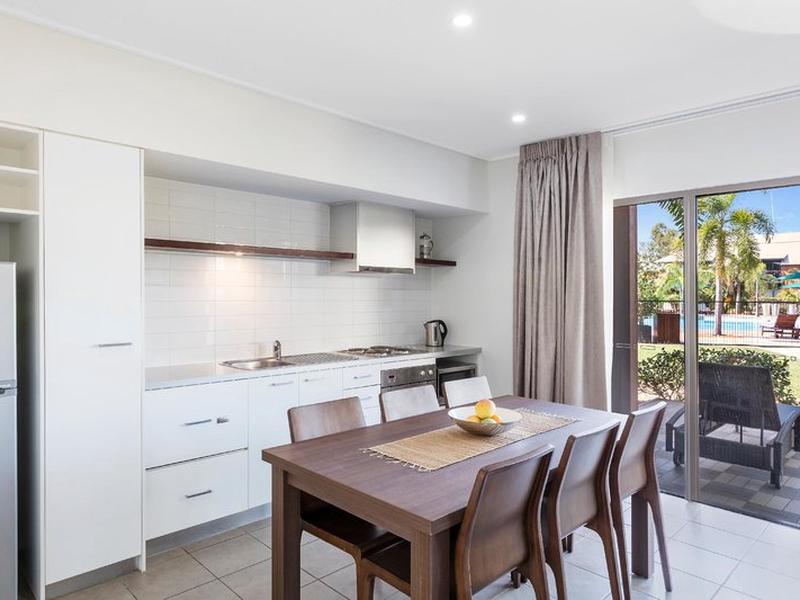 EC866DBC0375A4319C3B0F0E8C406386