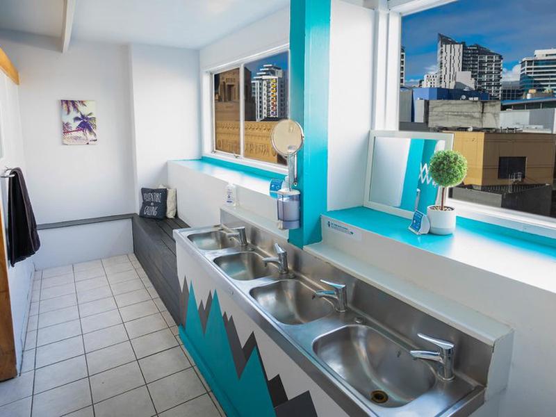 48E9B234A373E9A1A8F2BB2B1DB07EE6