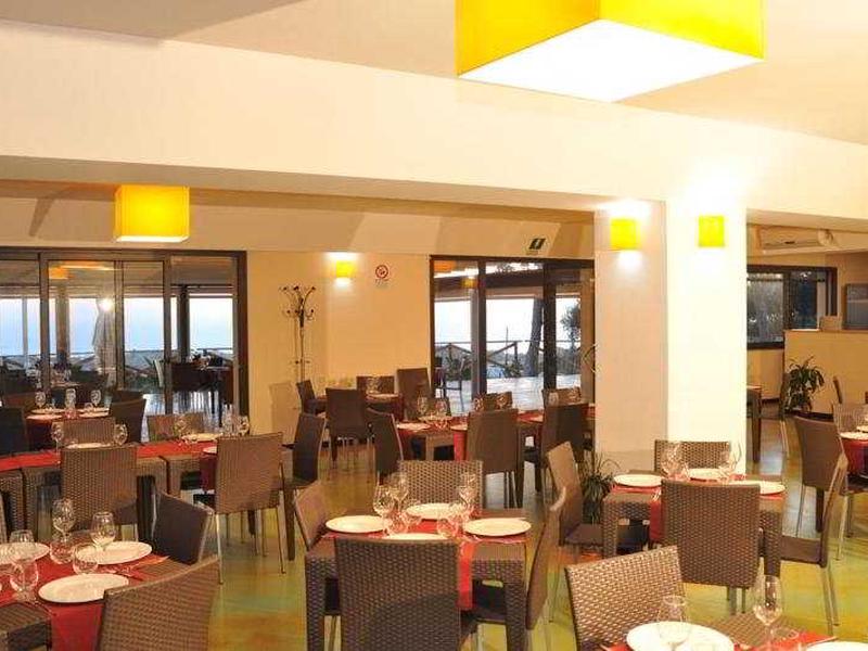 E48D30F8C946E0C34621547DD9206F85