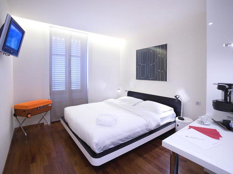 7C1886A8F16CA9DFB43DBDA925BA6E16