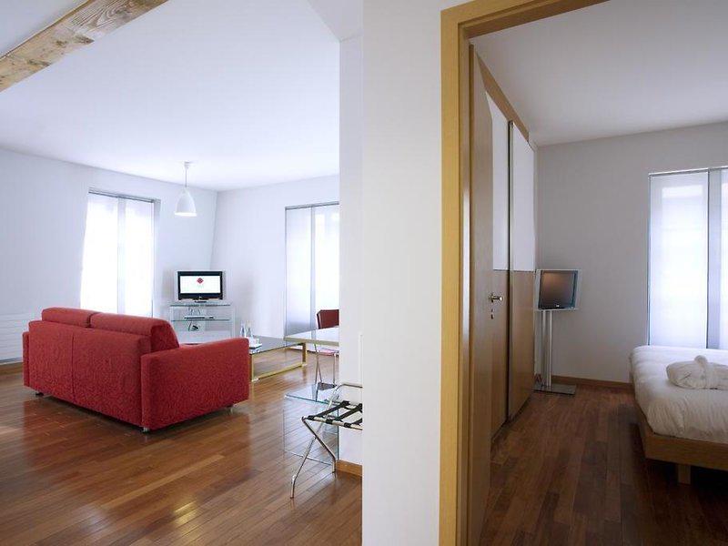 100D7954FCD1DE807E0126214941051B