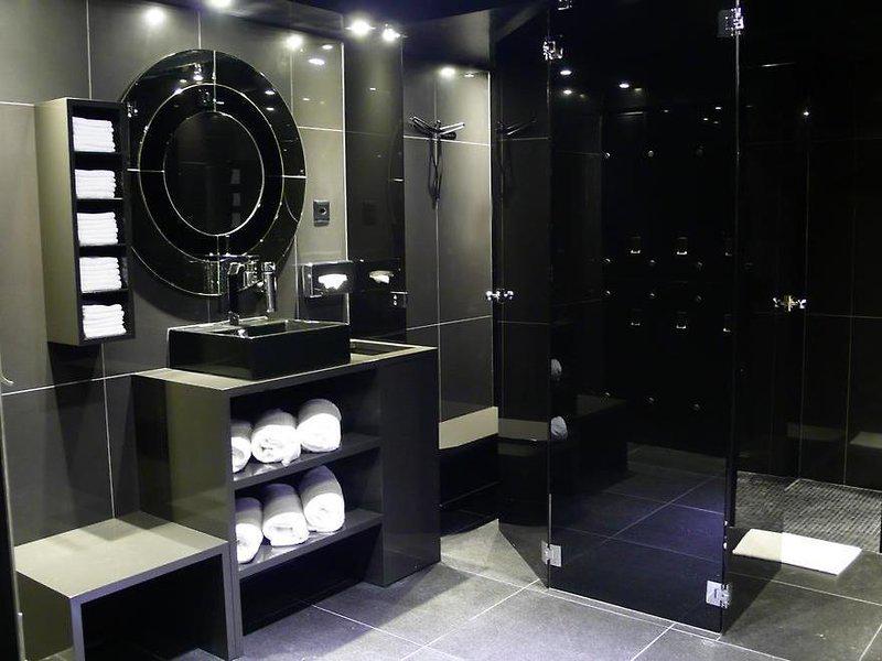 0F860C40DD3E872A3CFF95577643BC46