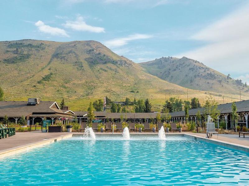 B5E5BAA0FA9D6C43B6F7988B32DF6C1B