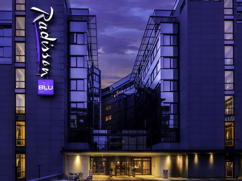 56578C96539F8FD63B2670442198347E