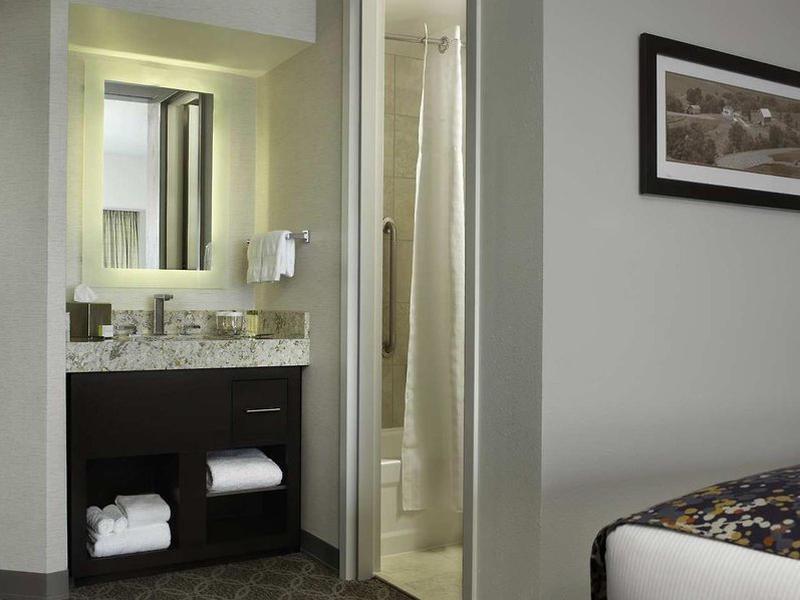 DB6FD7970EC8164E6D7653E2FE23A1AD