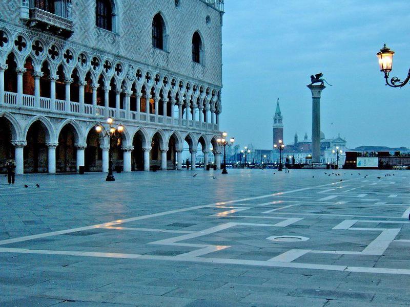 CE9A17F44083B05BFC6B68FDFE10675C