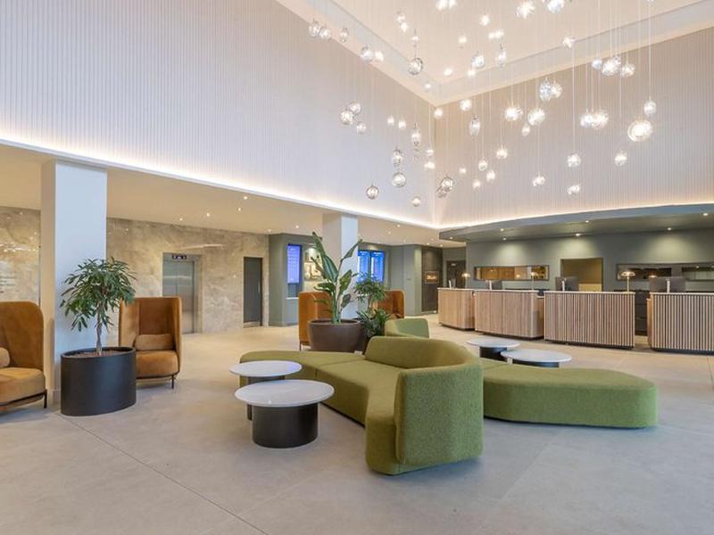 81AF17738625A8C1655E0F9BB3FAD19F