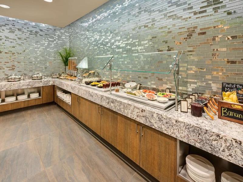 D038B1D3D290E7E9DBD4CAA49B304319