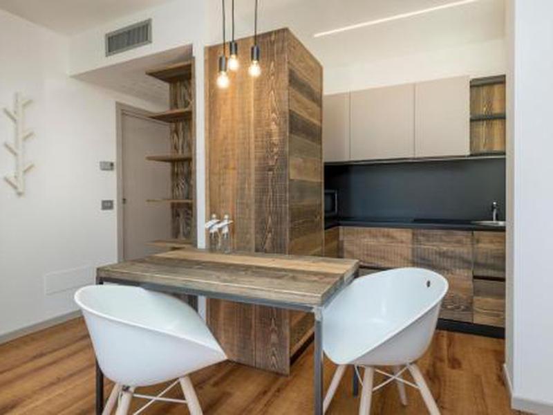 4B78702E367FE95EA7DBA177F898BD35