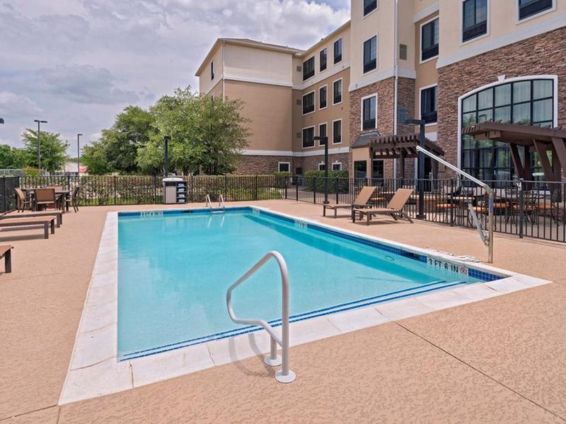 B56AFA40BF9279FFF903C78CAEA6A10C