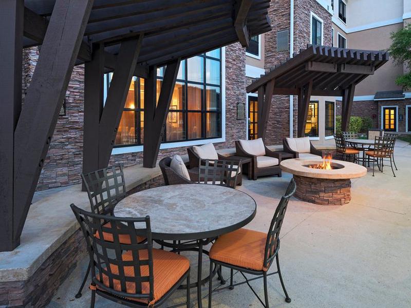 1C30DD6B45E870EE1EDDAD6500A419B6