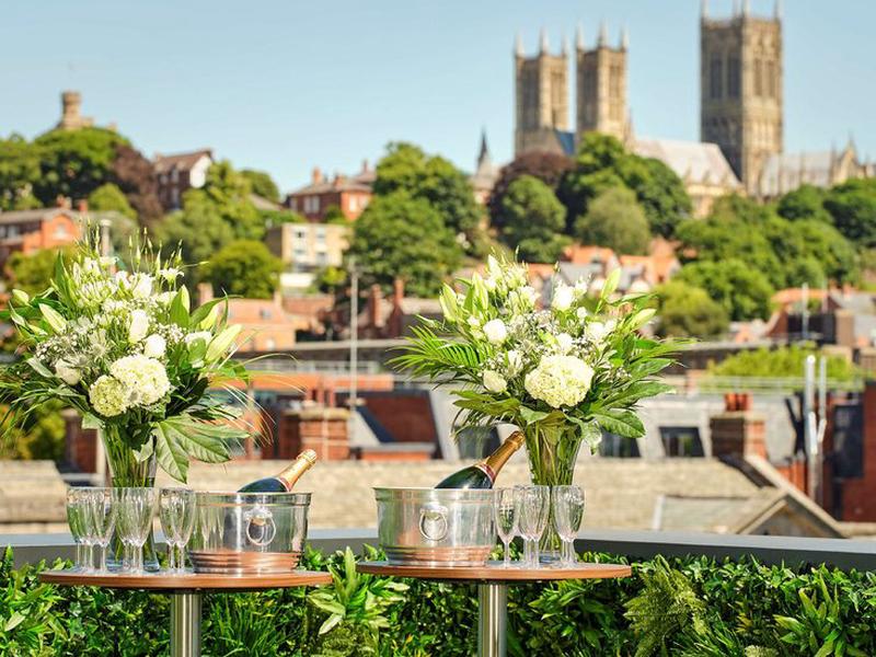 82DD25B2EFDC552109A30E73198D99C4