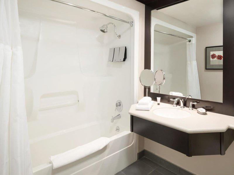 4BA27F4BFBE2706E84AC96F911565818