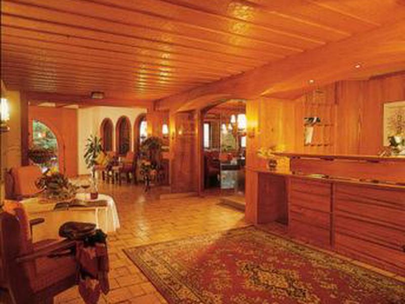 C6422D230DFF747A47CD01BCF6945BF1