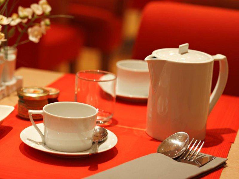 B75E010CBC9BD829BCA5B3EDE61A2FD9