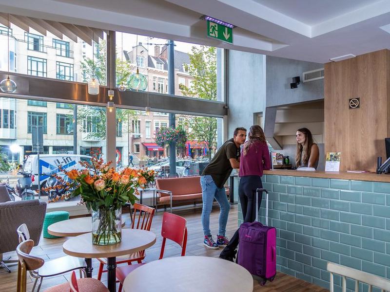 270E766A72D809BF27F64D8F60570271