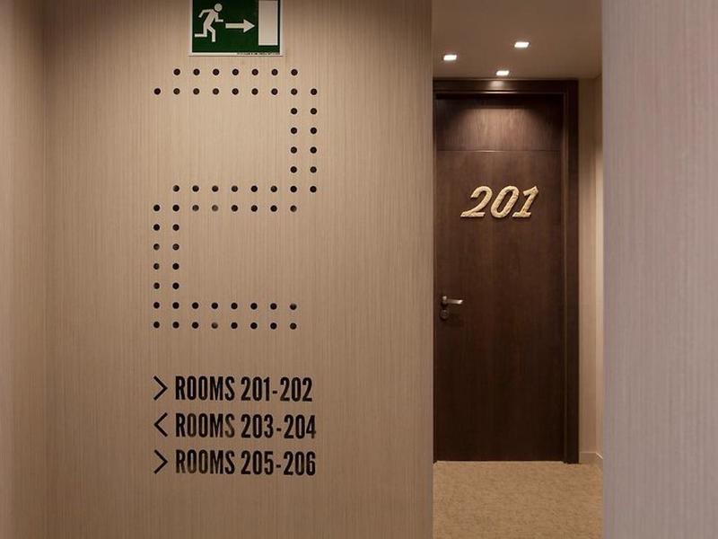 1B915A5C36B2A6E9E48BEFB3D5956F15