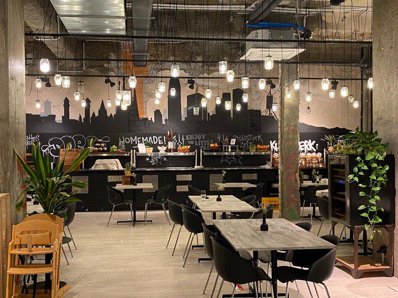 AC6A8A6C1CB53EF8EFCF655483A5E32F