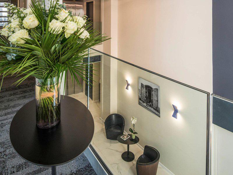 06B879AC139814880452DA5DE247AF27