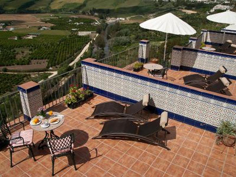 AB83ADDB3D74D418D3EBE55B65525622