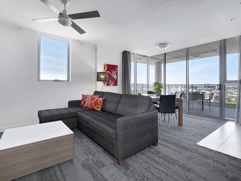 A304685AFE5DB0A3657321F96CC0C9E1