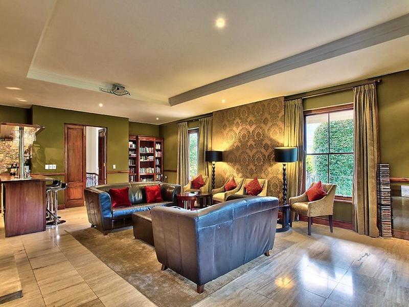 C4EEF476EC2FAAC8403D8D3986FBE1D3