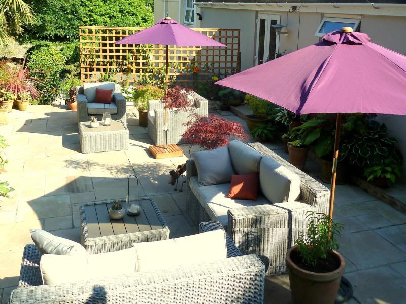 F6881CC588F34381C0A4B3FAFBB74D7D