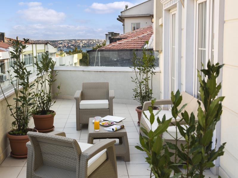 F0D6CEC84602CB645272AF9635D15969