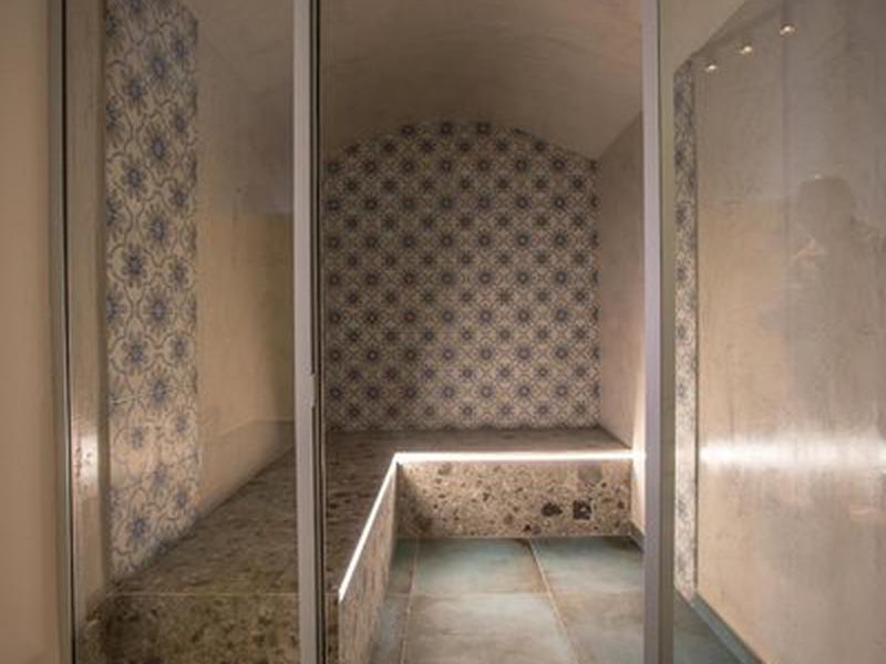 397AD668C45E4242A63AE7EF6FBA8D90