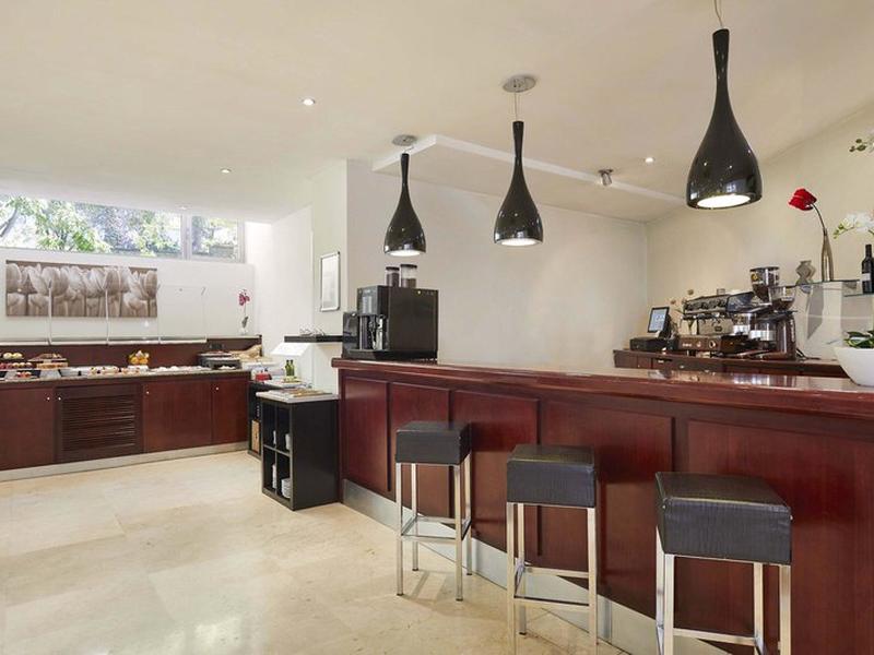 51F17854E752D191E826A9DEAAE8A679