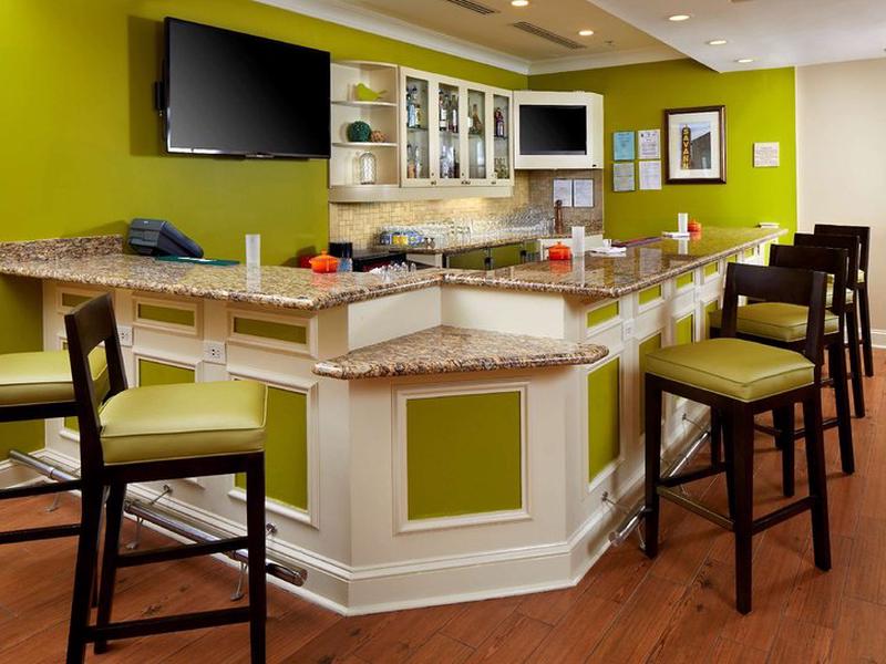 1E98C80D47F33652E8E02F175DAA3356