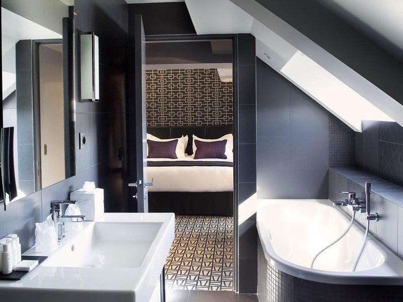 A7B9BBAF41FE18613609A0EA09917B48