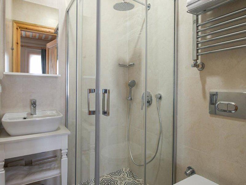 99AB92CDD2EB5B4A267E4B1ED9C6B37B