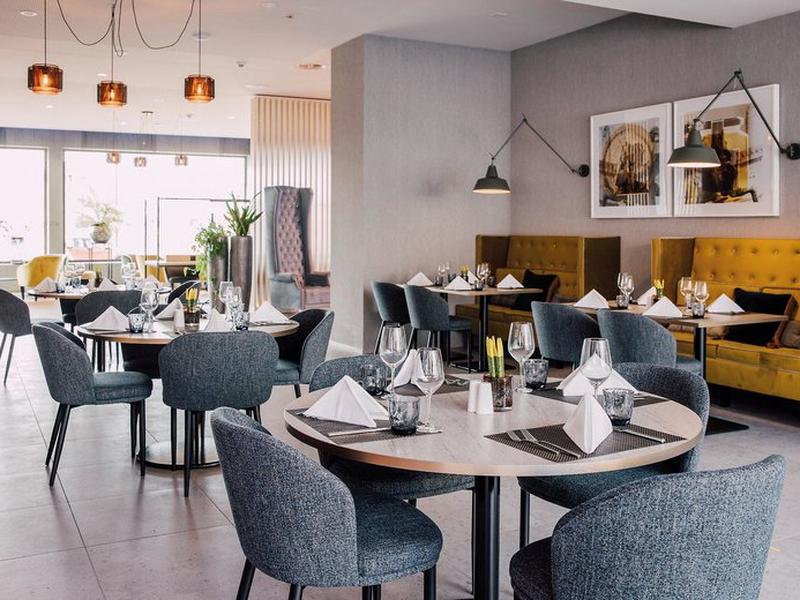 C73B459D67CCBF33954765F3BE3757B7