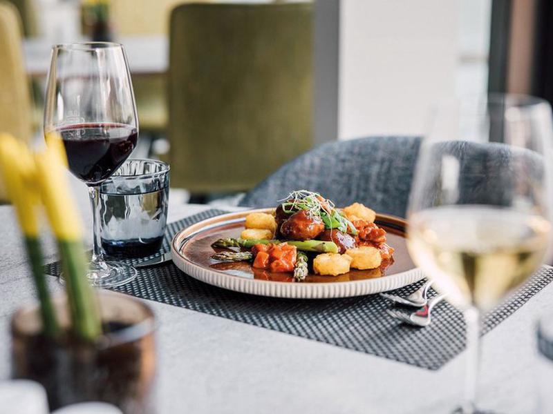 ADA6E4DF12D5C309850E0684483A087F