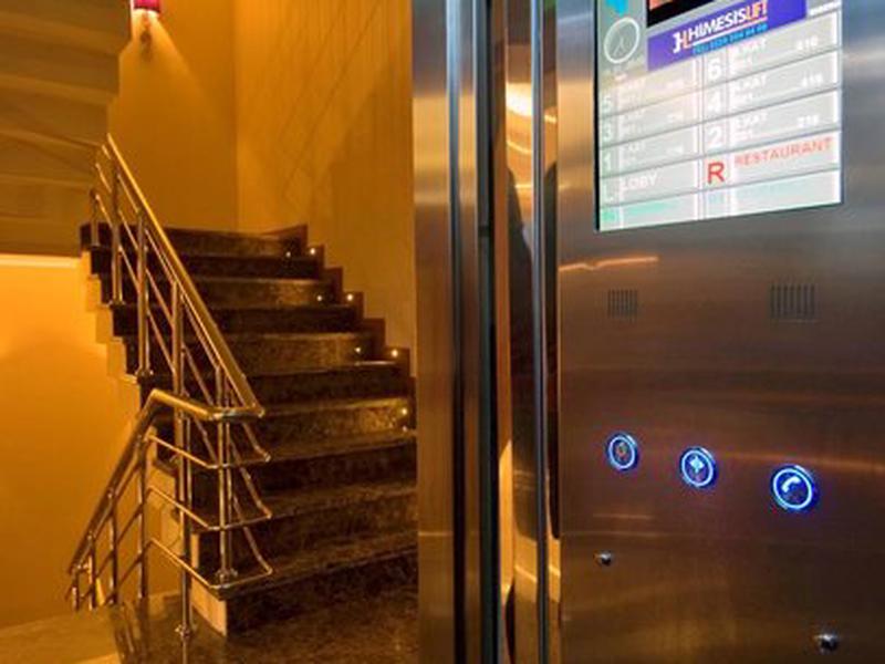 F5275C97C5360D126BD81C199E157738