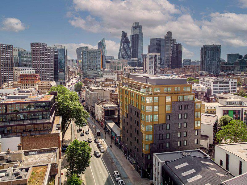 170CDEDAF3B82369B8A38A0506BCA027