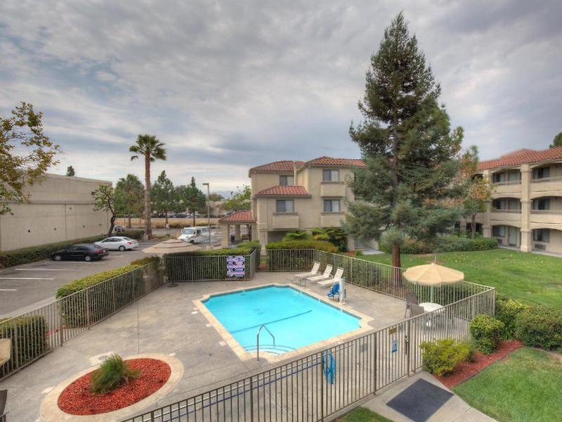 C2B9D88A6889B1D32B506169E27227A0