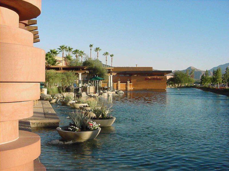 2729987D8D08B437C3E70CC1CEBEF146